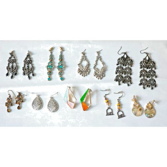 FASHION JEWELRY-DANGLY EARRINGS-Various Designs-Pierced Ears-LOT OF 9 SETS - Picture 2 of 12